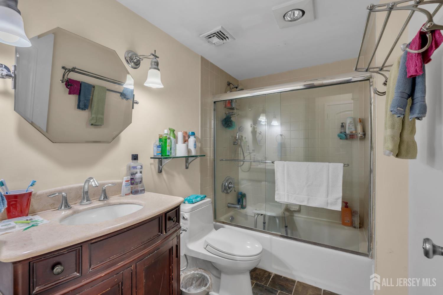 22 Franklin Place Morristown, NJ 07960 - Photo 24 of 34