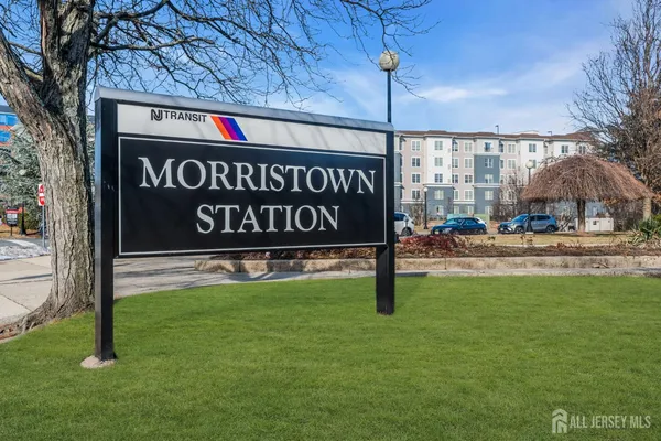 $774,900 | 22 Franklin Place, Morristown, NJ 07960