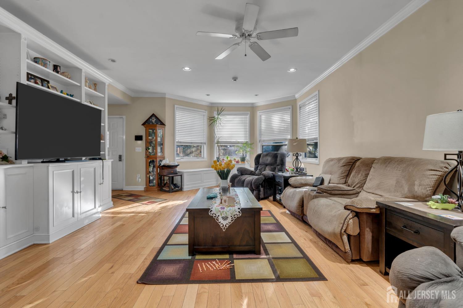 22 Franklin Place Morristown, NJ 07960 - Photo 8 of 34