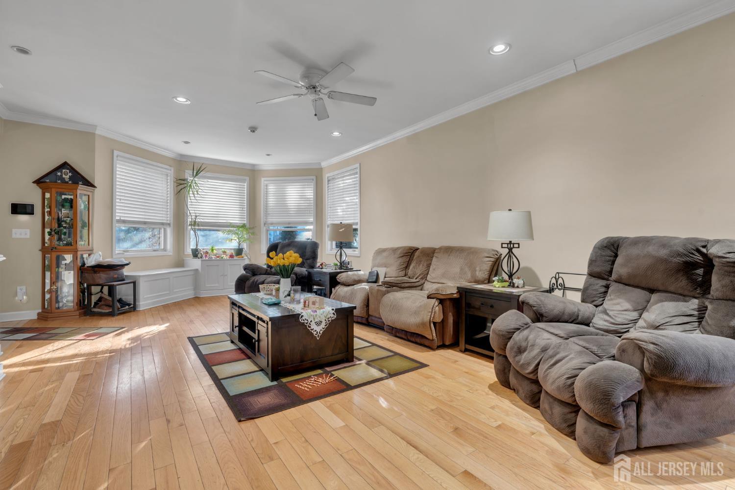 22 Franklin Place Morristown, NJ 07960 - Photo 10 of 34