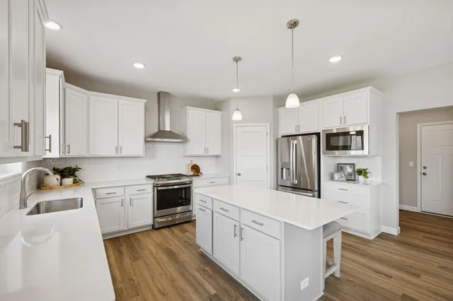 $500,000 | 3692 237th Avenue Northwest, St. Francis, MN 55070