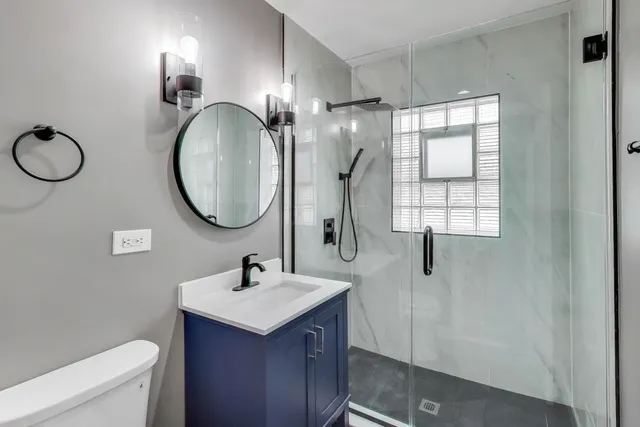 $525,000 | 794 East Lincoln Avenue, Des Plaines, IL 60018