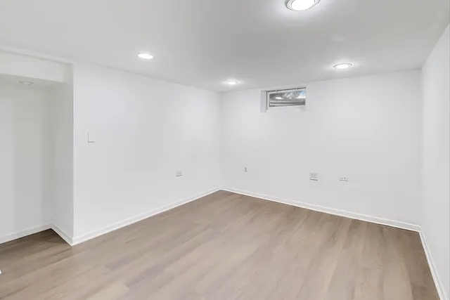 $525,000 | 794 East Lincoln Avenue, Des Plaines, IL 60018