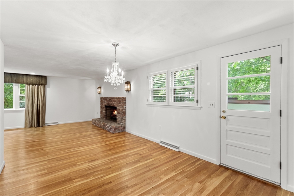 14 Oxbow Road Natick, MA 01760 - Photo 9 of 42 Gallery Image 9