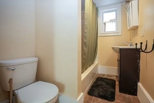 $495,000 | 11 Central Street, West Brookfield, MA 01585