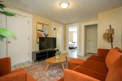 $495,000 | 11 Central Street, West Brookfield, MA 01585