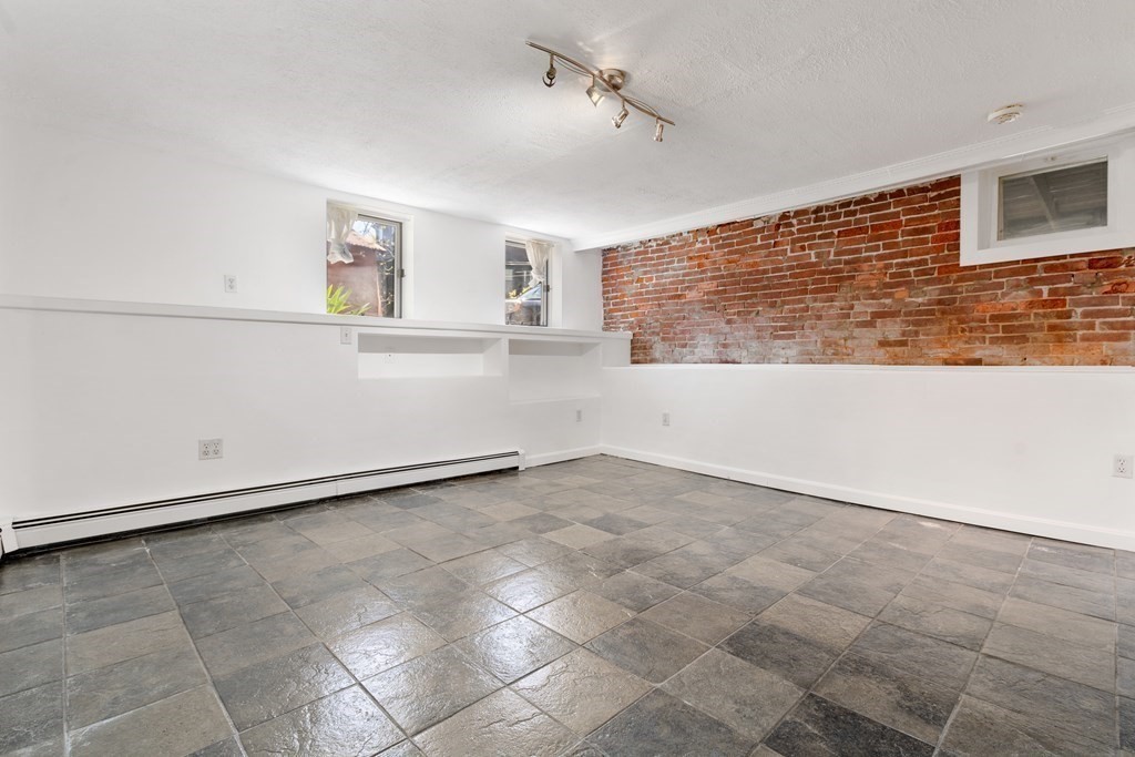 190 Walnut Street Newton, MA 02460 - Photo 11 of 23