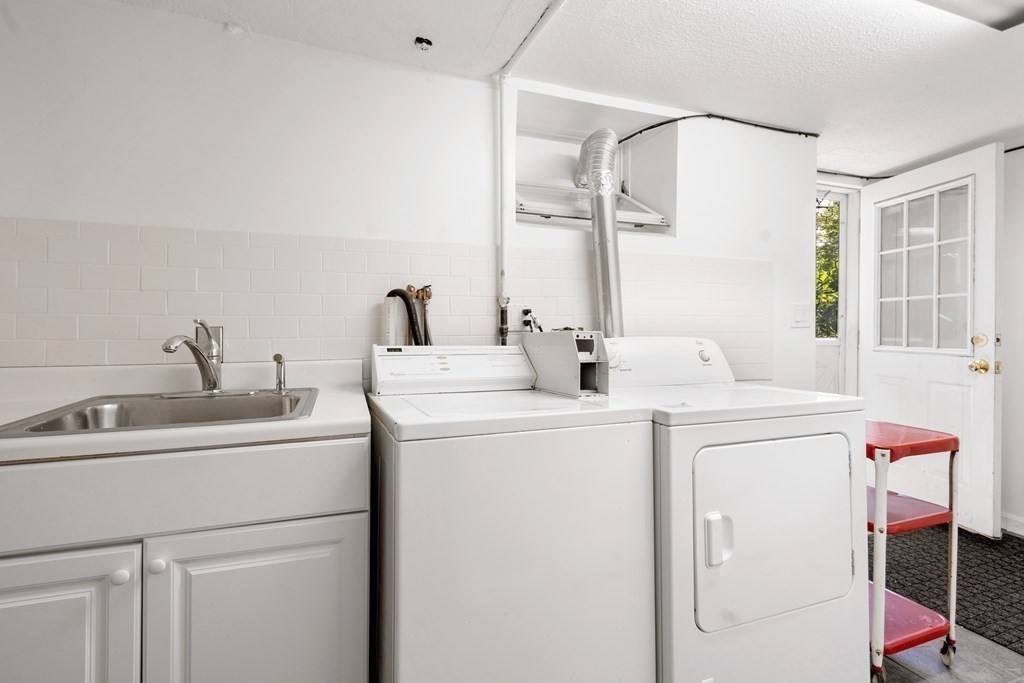 190 Walnut Street Newton, MA 02460 - Photo 13 of 23