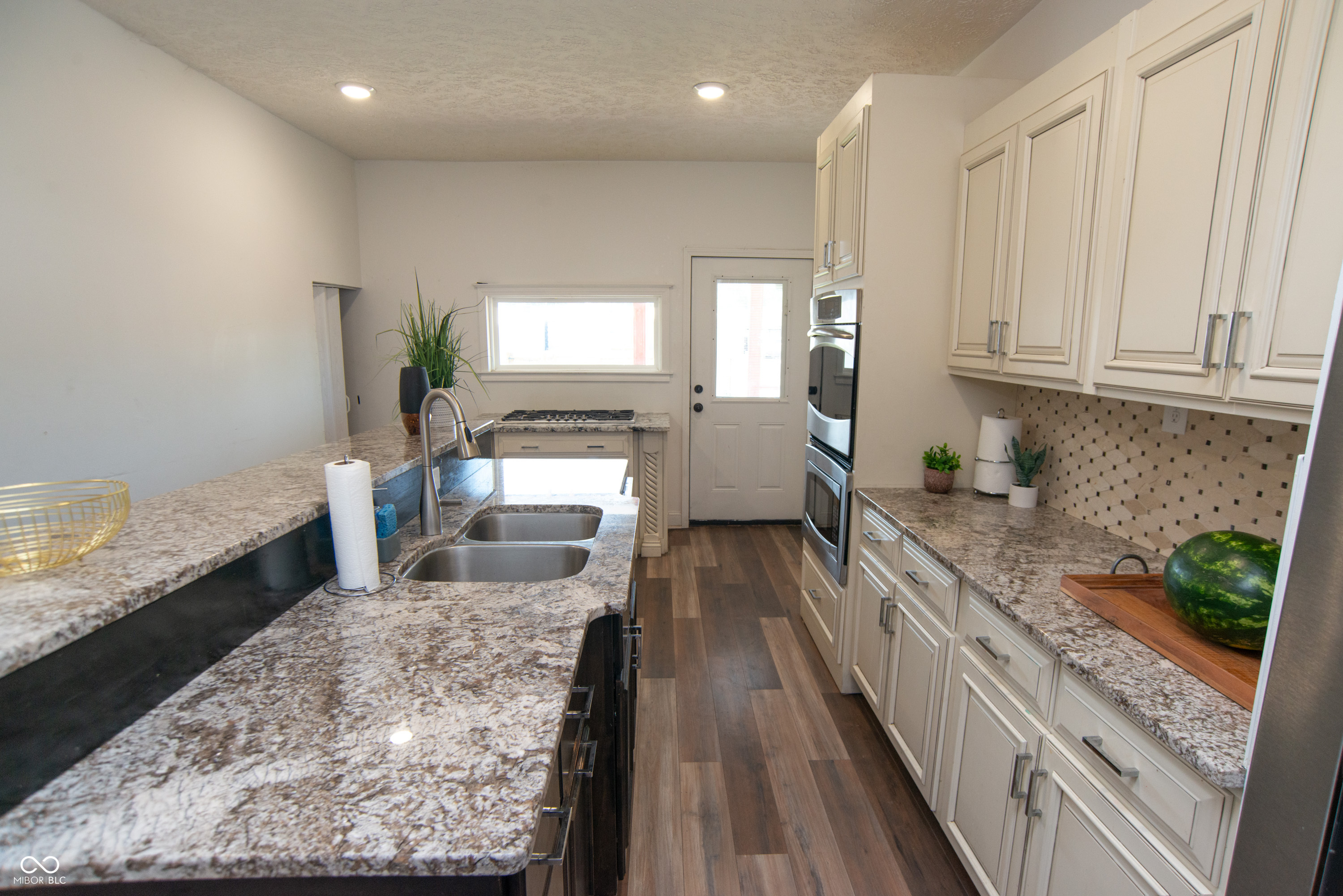 2227 Sycamore Street Terre Haute, IN 47807 - Photo 12 of 43