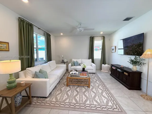 $3,500 | 13233 Southwest 272nd Street, Homestead, FL 33032