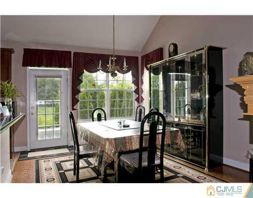 46 Pebble Creek Road Dayton, NJ 08810 - Photo 2 of 10 Gallery Image 2
