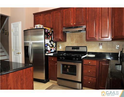 46 Pebble Creek Road Dayton, NJ 08810 - Photo 3 of 10 Gallery Image 3