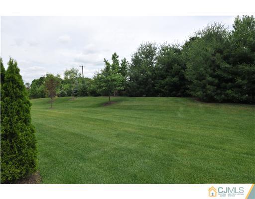 46 Pebble Creek Road Dayton, NJ 08810 - Photo 10 of 10 Gallery Image 10
