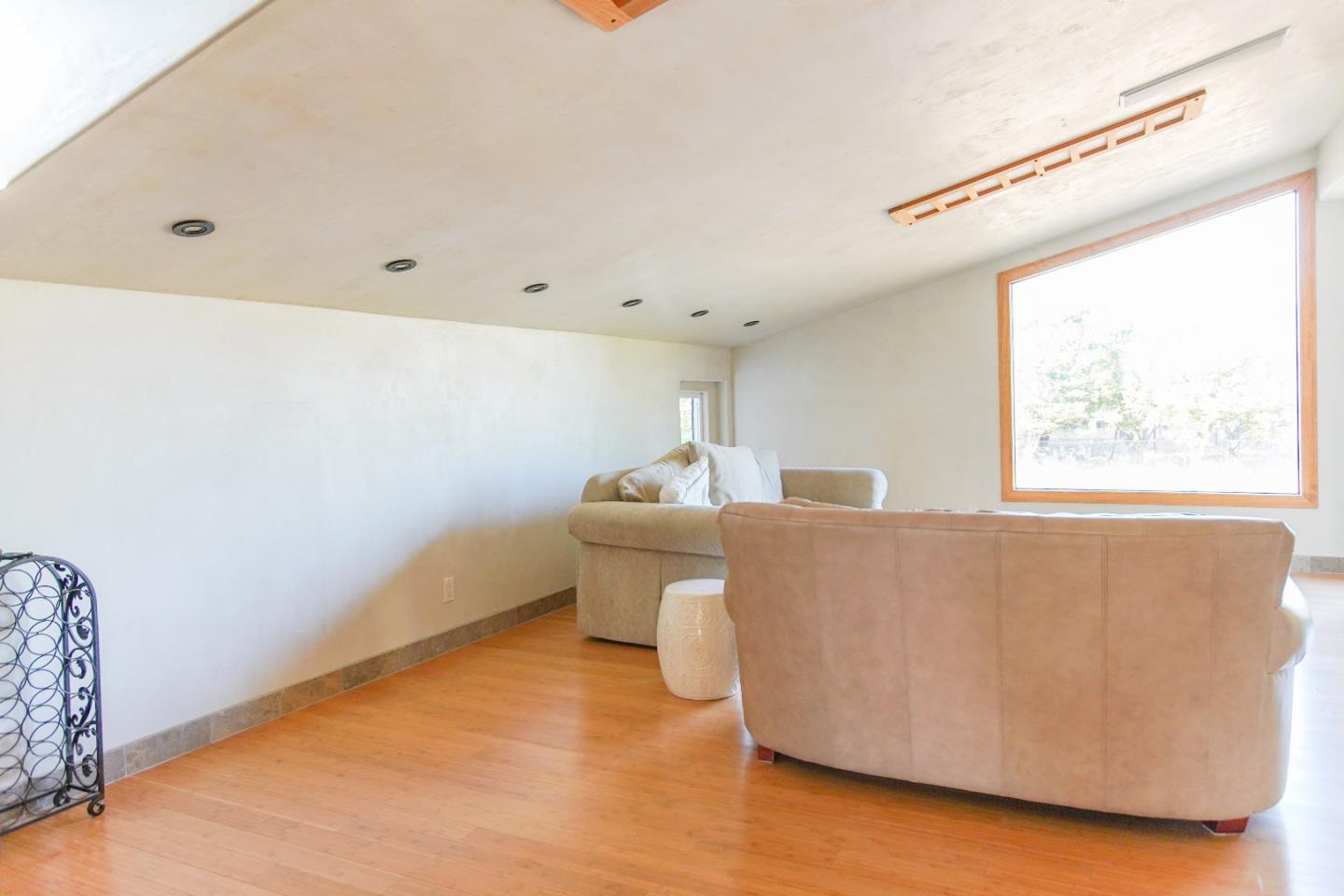 920 Riverside Road Hollister, CA 95023 - Photo 39 of 52 Gallery Image 39