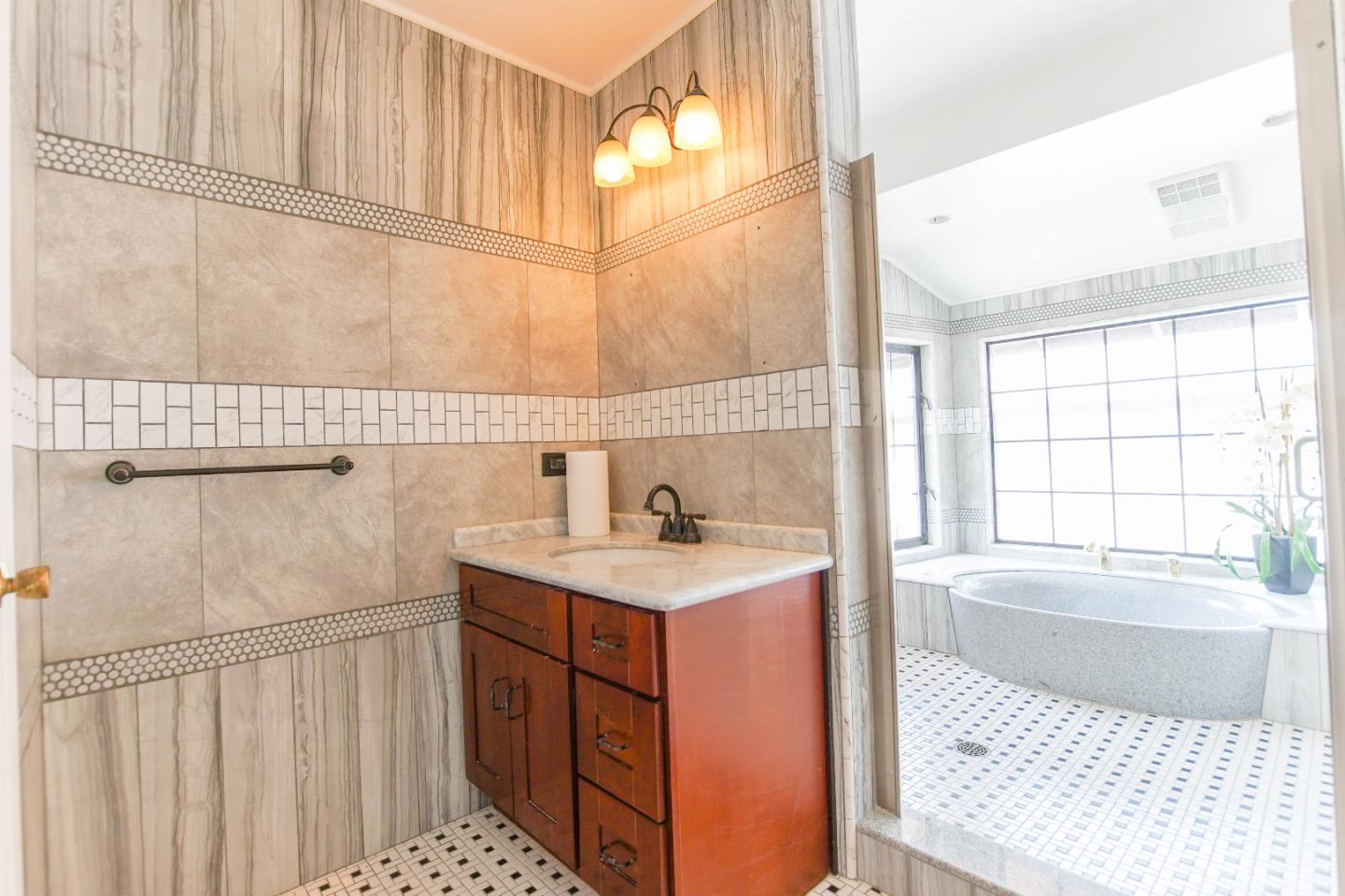 920 Riverside Road Hollister, CA 95023 - Photo 8 of 52 Gallery Image 8