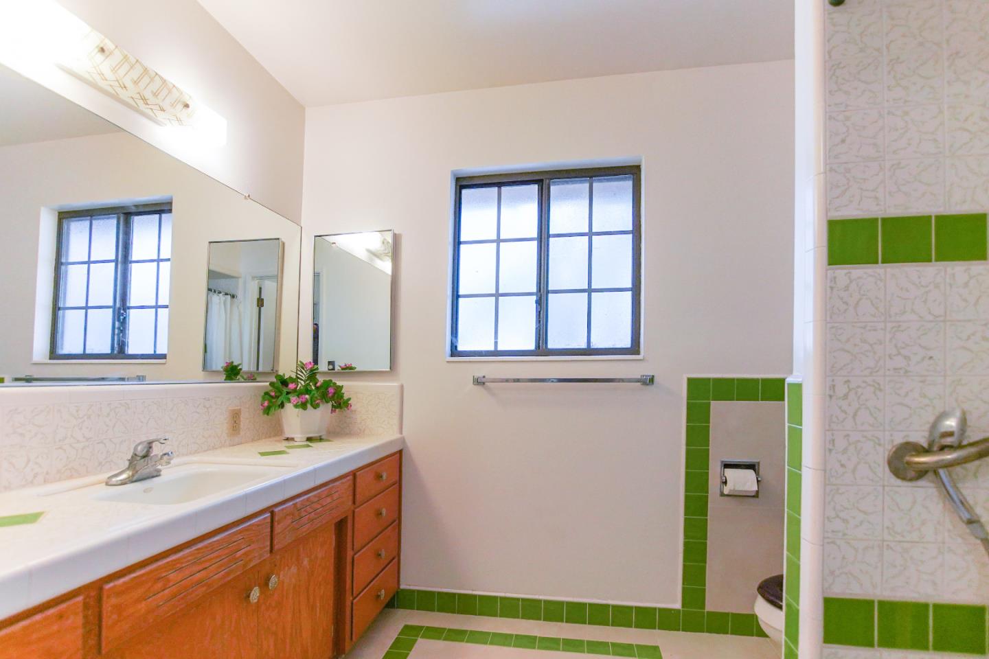 920 Riverside Road Hollister, CA 95023 - Photo 9 of 52 Gallery Image 9