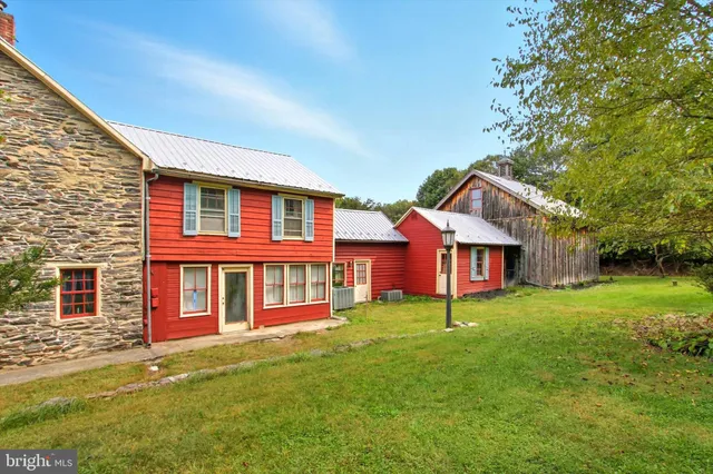 $364,900 | 200 Old State Road, Gardners, PA 17324