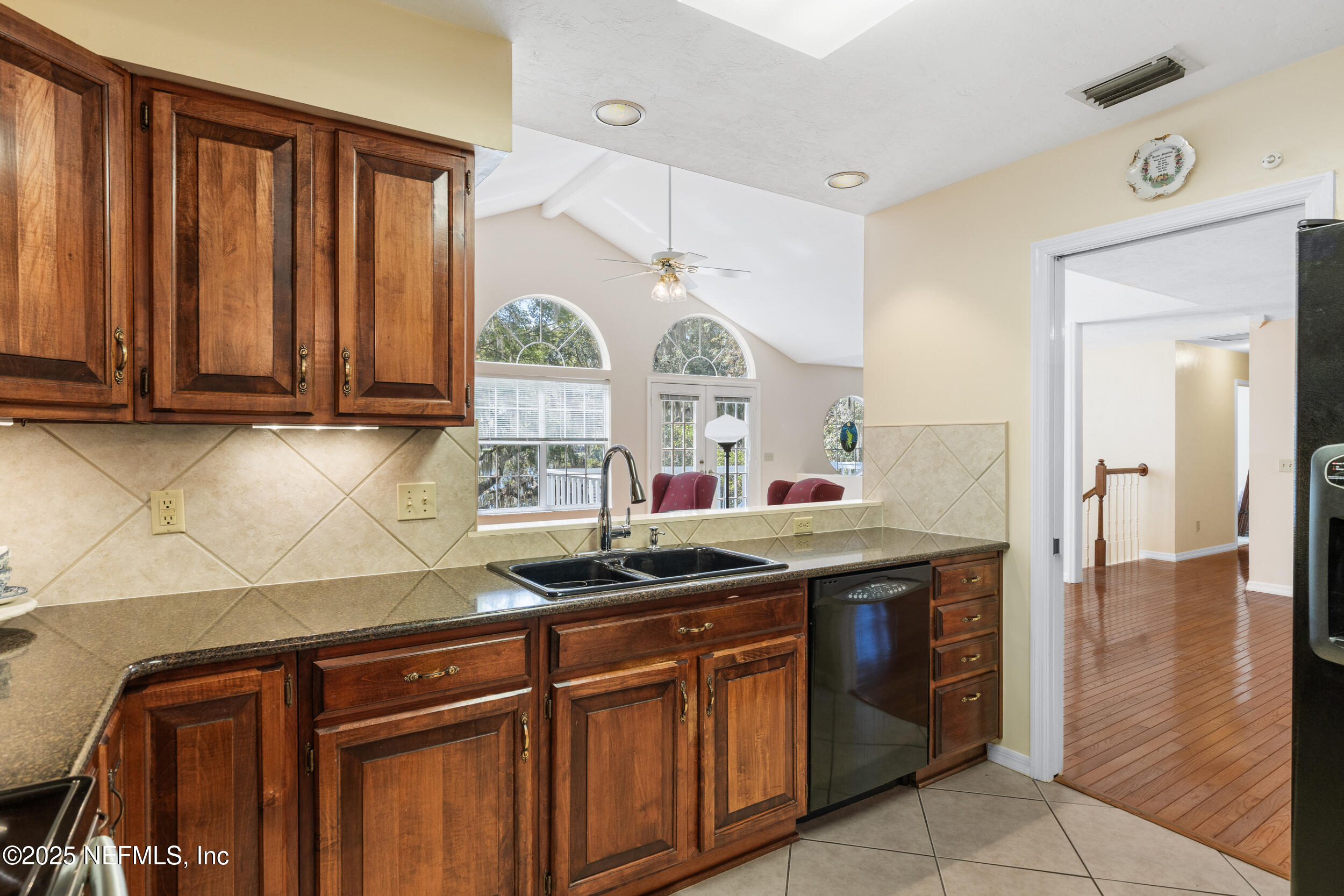 8485 Lilly Lake Road Melrose, FL 32666 - Photo 11 of 44 25__mg_6775