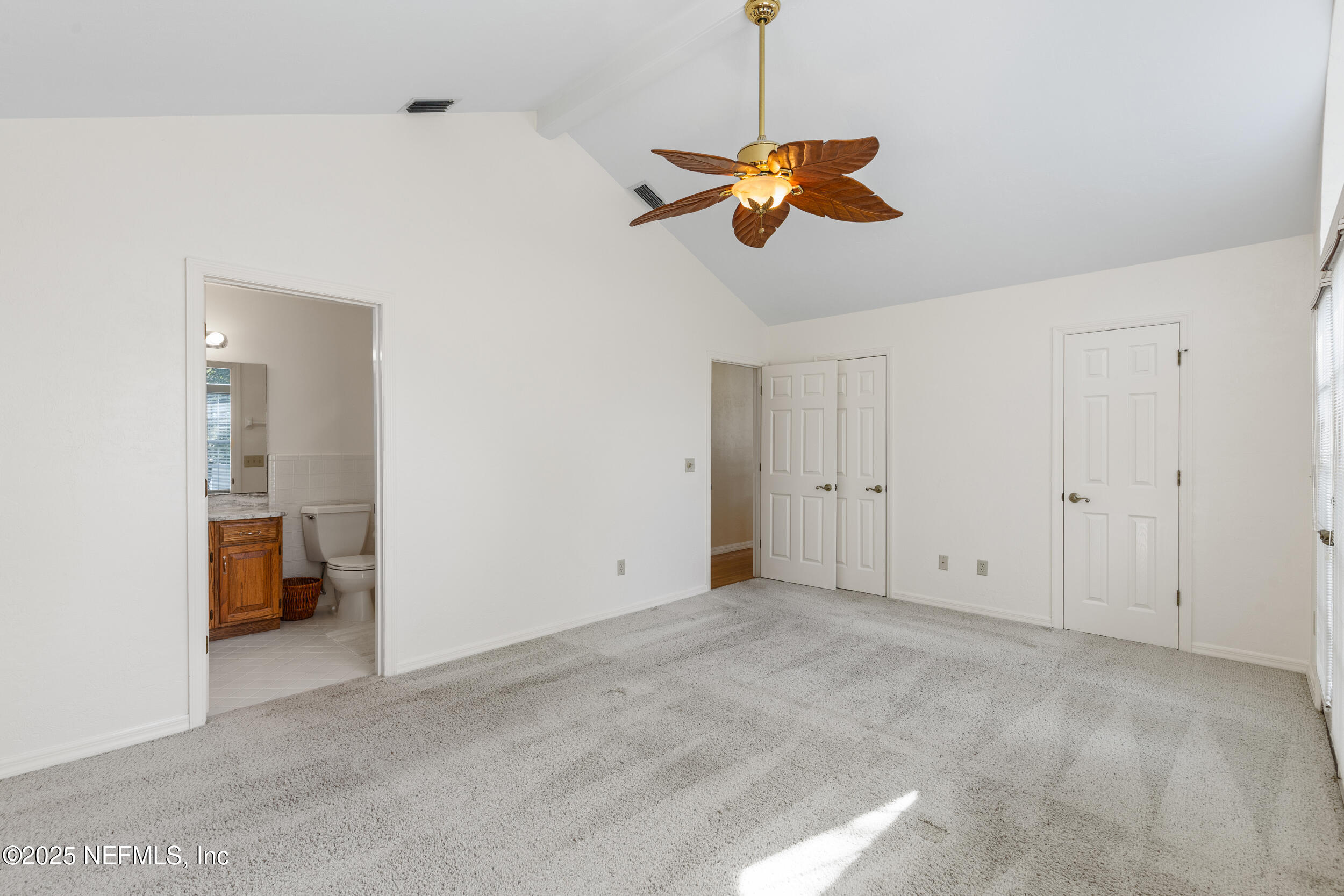 8485 Lilly Lake Road Melrose, FL 32666 - Photo 18 of 44 Primary Suite