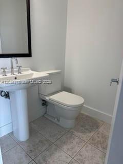 185 Southwest 7th Street, Unit 3009 Miami, FL 33130 - Photo 11 of 19 Half Bathroom