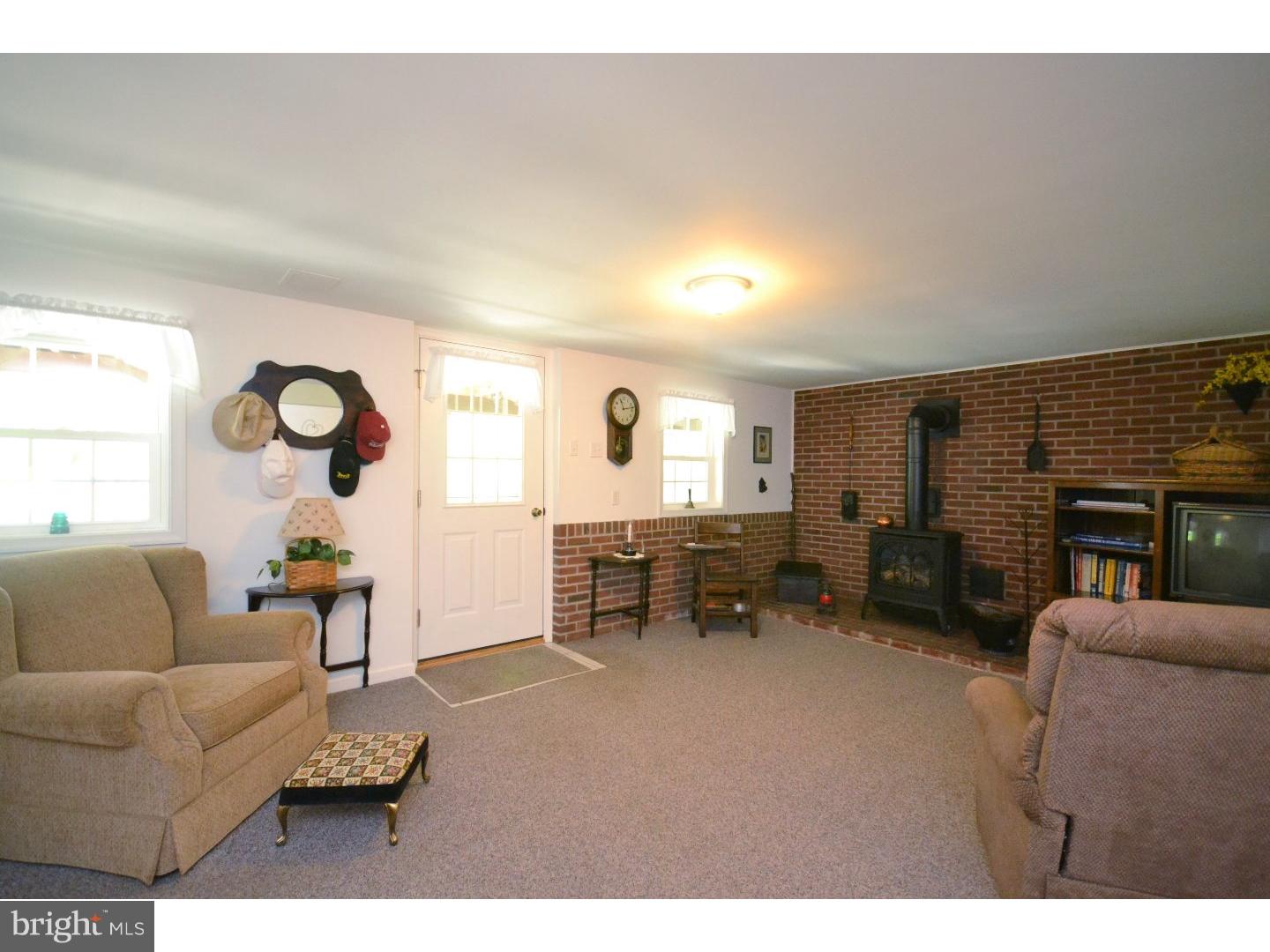 2459 Jones Road Pottstown, PA 19465 - Photo 17 of 25