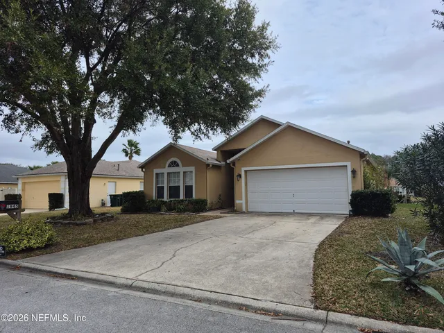 $2,300 | 1945 Millington Lane, Jacksonville, FL 32246