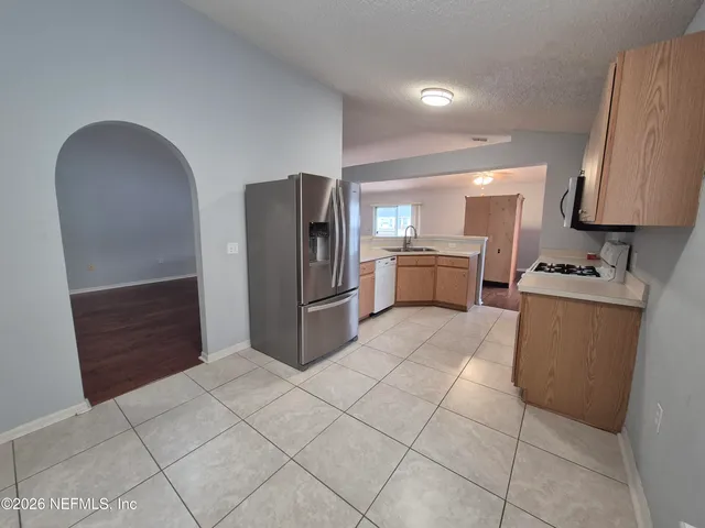 $2,300 | 1945 Millington Lane, Jacksonville, FL 32246