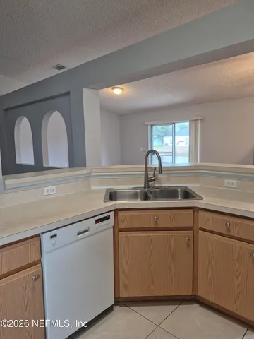 $2,300 | 1945 Millington Lane, Jacksonville, FL 32246