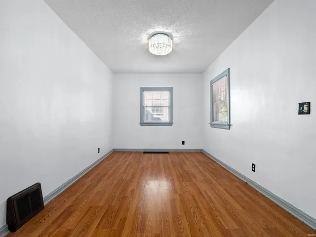 $95,000 | 4408 Avondale Drive, Fort Wayne, IN 46806