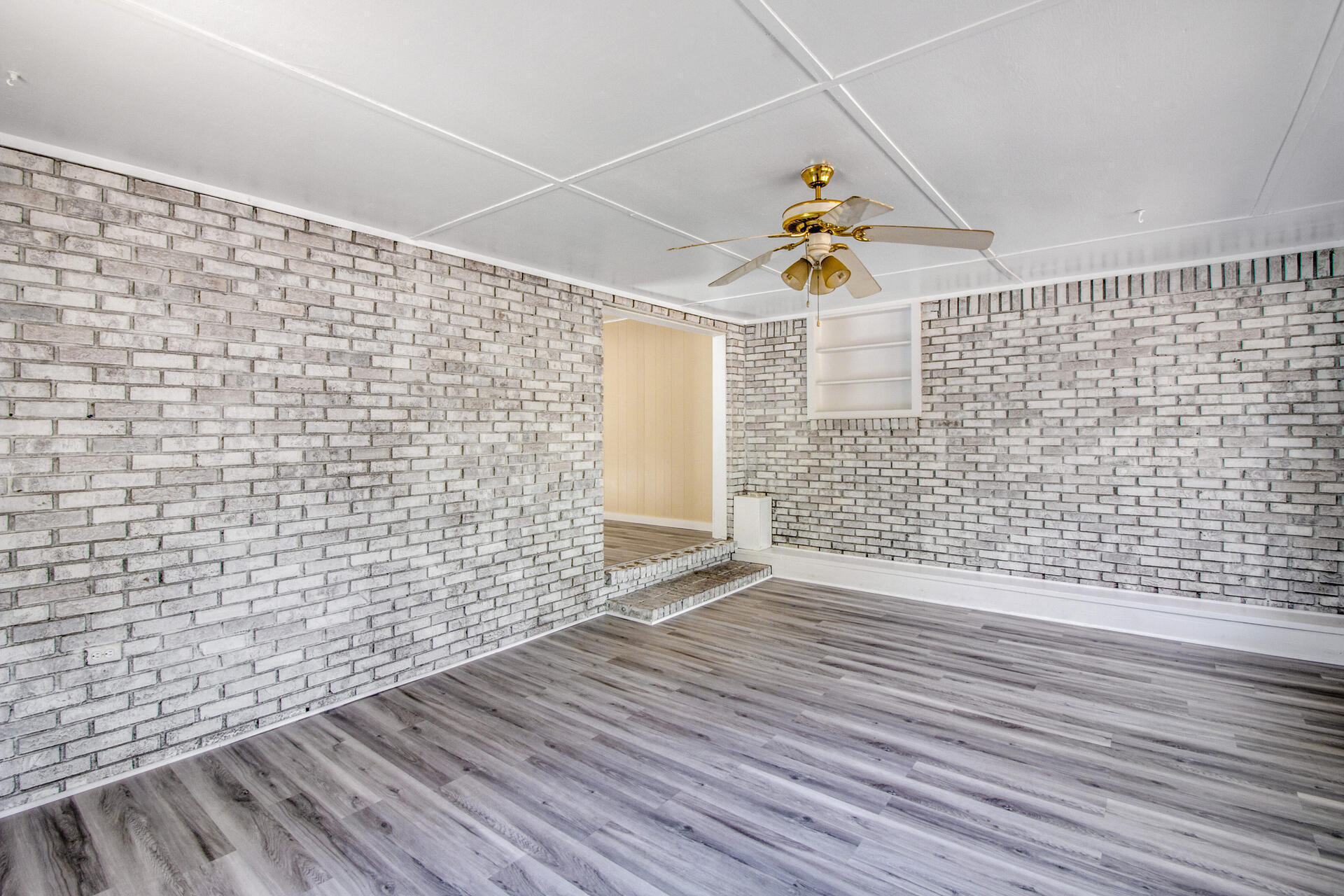 697 Long Drive Crestview, FL 32539 - Photo 16 of 26 a bathroom with a sink a toilet and shower