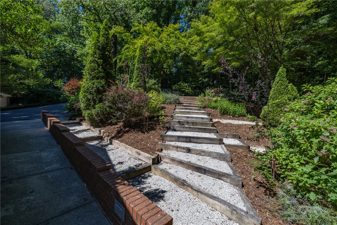 231 Kings Way Clemson, SC 29631 - Photo 28 of 43
