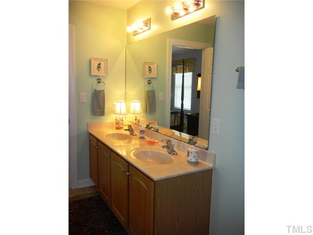 10500 Swerling Way Raleigh, NC 27614 - Photo 14 of 25 Gallery Image 14
