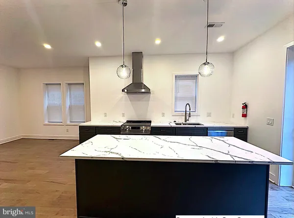 $5,250 | 733 Gresham Place Northwest, Washington, DC 20001