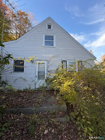 $159,000 | 155 Rockwell Street, Winchester, CT 06098
