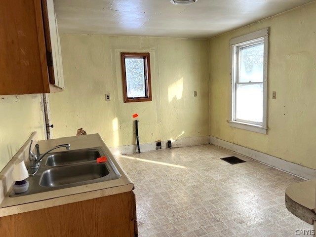 5969 Stockbridge Hill Road Stockbridge, NY 13409 - Photo 8 of 14