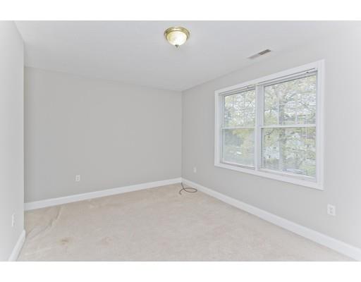 293 Morton Street Springfield, MA 01119 - Photo 17 of 27 Gallery Image 17