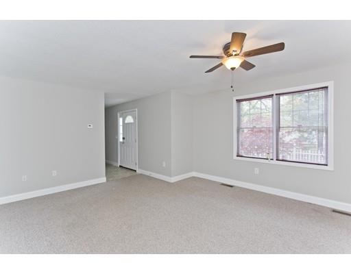 293 Morton Street Springfield, MA 01119 - Photo 10 of 27 Gallery Image 10