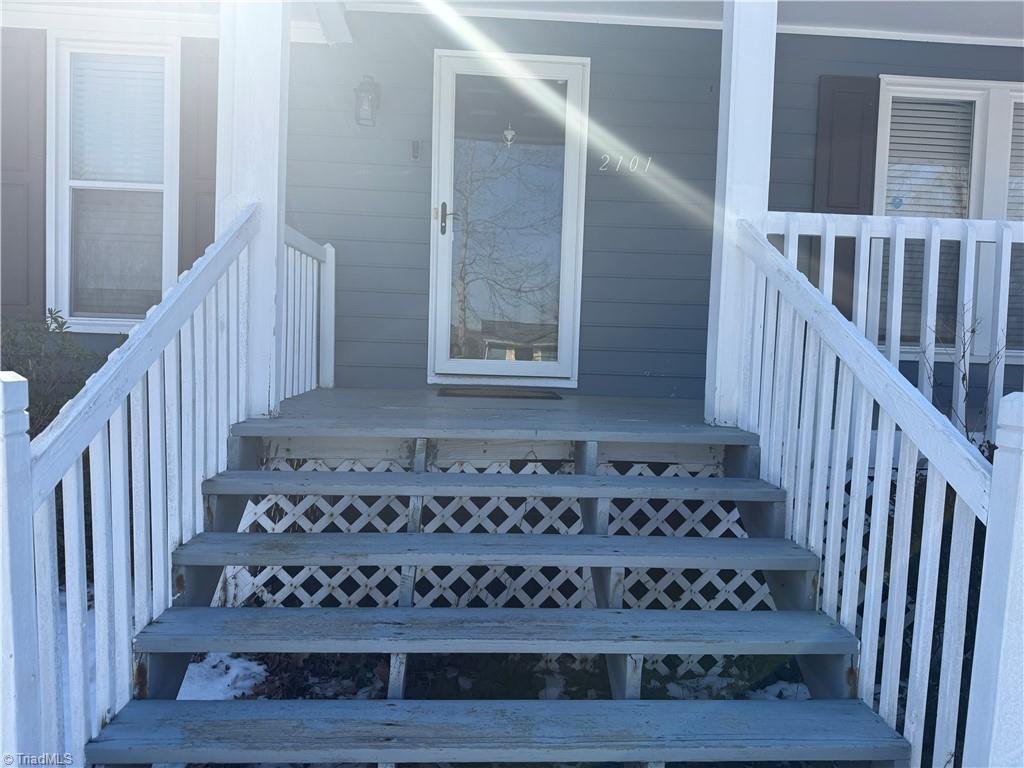 2101 Arbrook Lane High Point, NC 27265 - Photo 2 of 28