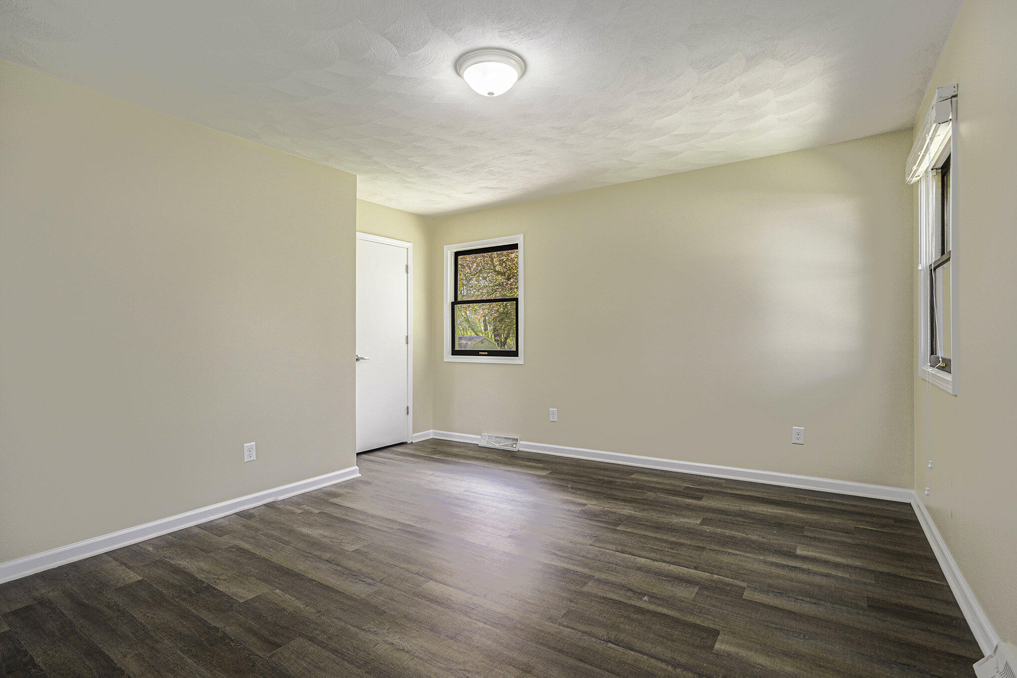 52046 Nancy Lane Three Rivers, MI 49093 - Photo 10 of 21 010_52046 nancy ln three rivers mi 49093