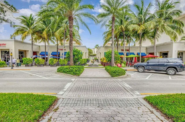 $295,000 | 4736 Chancellor Drive, Unit 11, Jupiter, FL 33458