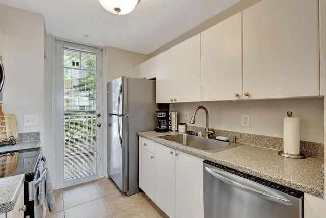 $295,000 | 4736 Chancellor Drive, Unit 11, Jupiter, FL 33458