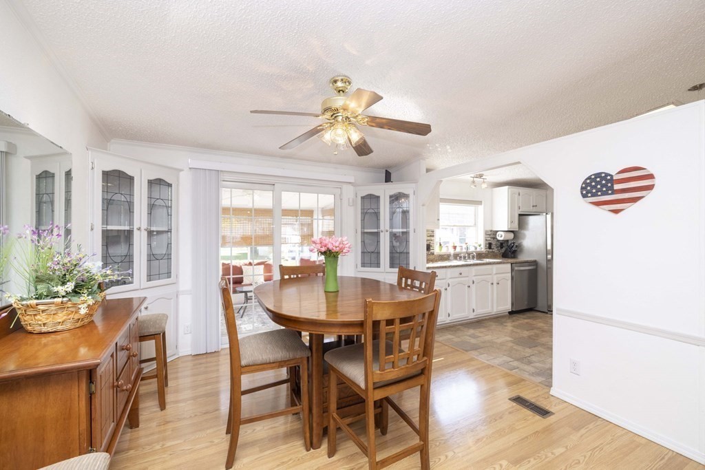 4 Amber Way Raynham, MA 02767 - Photo 7 of 41 Gallery Image 7