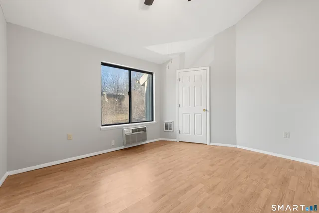 $225,000 | 42 Saginaw Trail, Unit 42, Guilford, CT 06437