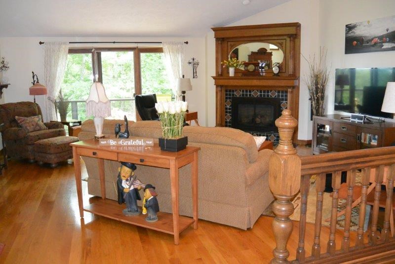 6704 Mission Ridge Traverse City, MI 49686 - Photo 10 of 59 1866772-9.JPG