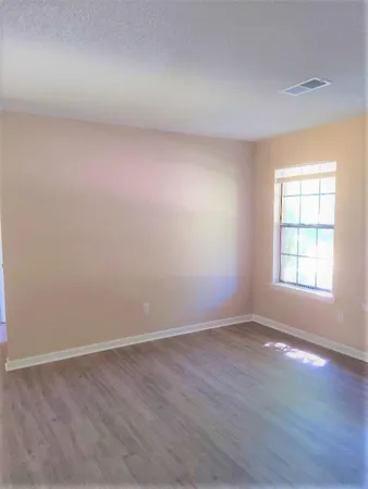 $1,400 | 137 Susan Drive, Unit A, Summerville, SC 29485