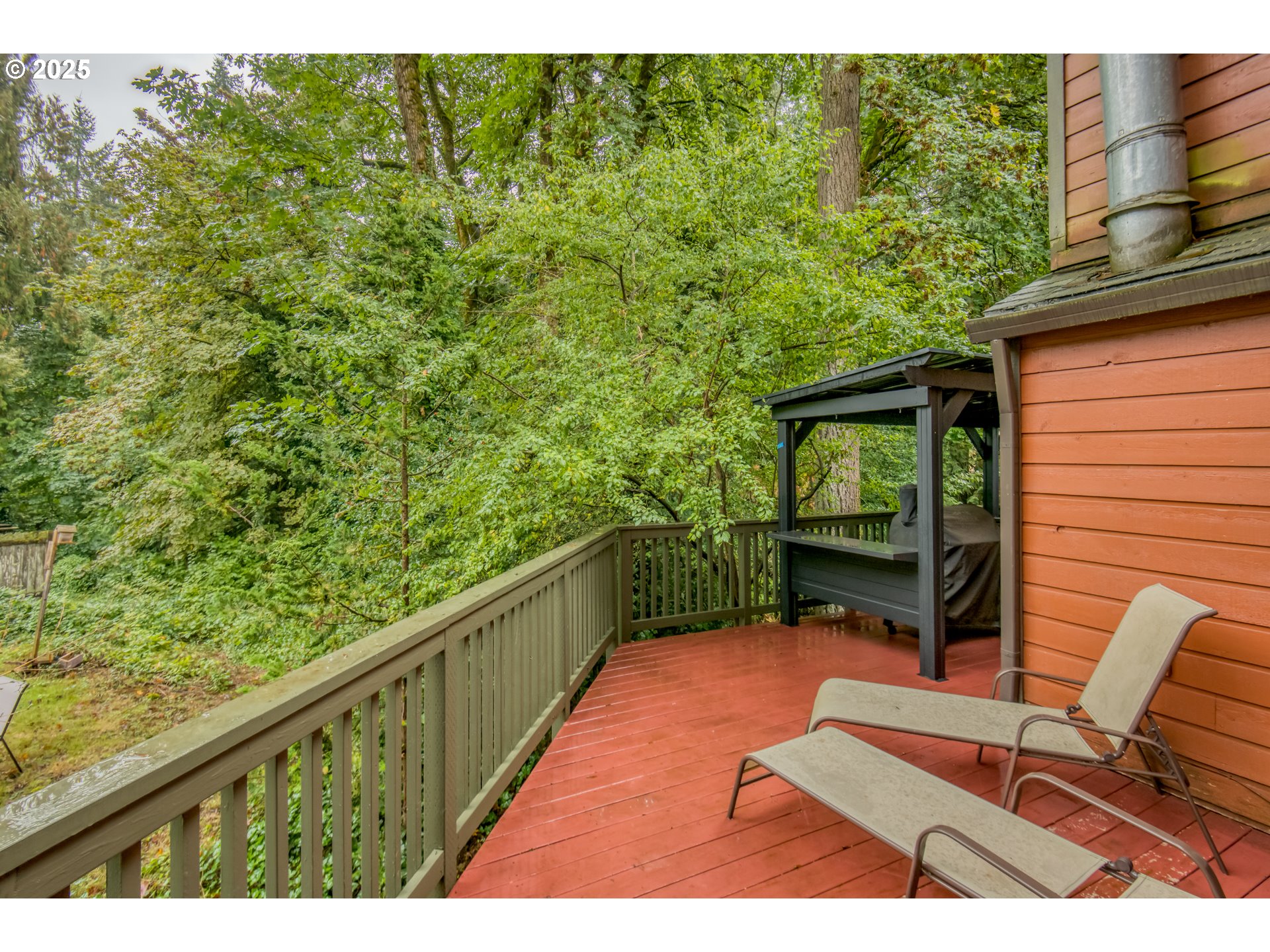 6196 Southwest Capitol Highway Portland, OR 97239 - Photo 17 of 18 a view of balcony with furniture