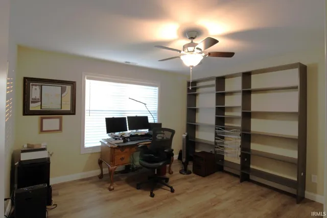 $359,500 | 2518 West Susan Drive, Princeton, IN 47670