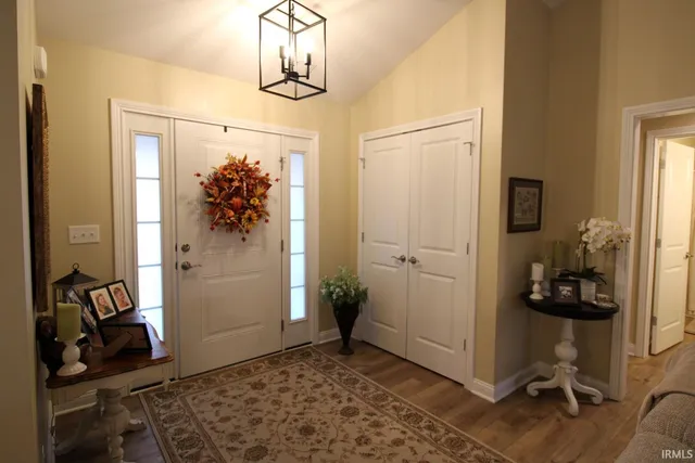 $359,500 | 2518 West Susan Drive, Princeton, IN 47670