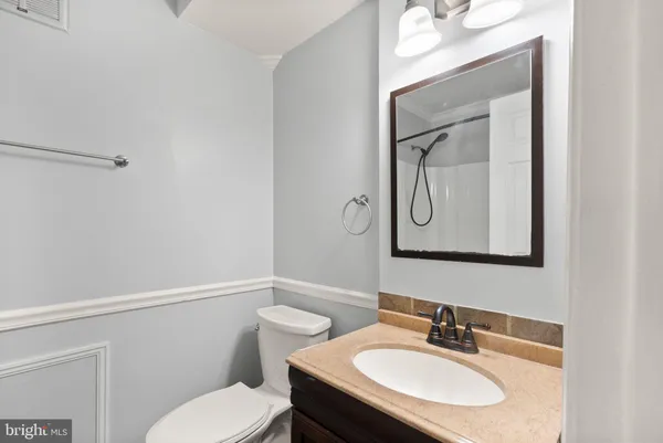 $365,000 | 14403 Turin Lane, Centreville, VA 20121