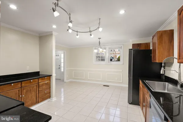 $365,000 | 14403 Turin Lane, Centreville, VA 20121